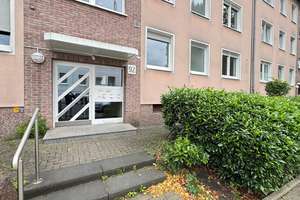 Frei ab 01.03.2026 ! 3,5- Raum- ETW in E- Katernberg, Beisenstr. 92 im EG mit Balkon ! Provi.frei !