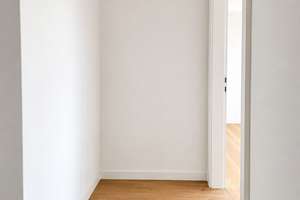 Erstbezug nach umfassender Sanierung – hochwertige 2-Zimmer-Wohnung mit zwei Balkonen in Nymphenburg – Ferdinand-Maria-Straße 51, 80639 Nymphenburg, München – Vorschaubild 3