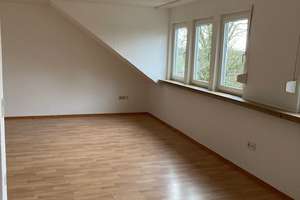 Schöne Dachgeschosswohnung in Düsseldorf-Itter  – Die vollständige Adresse der Immobilie erhältst du vom Anbieter., 40589 Itter, Düsseldorf – Vorschaubild 4