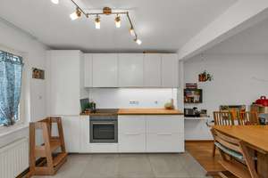 Ravensburg - Stadtnahe Halbhöhenlage 
Charmantes Reihenmittelhaus mit idyllischem Gartengrundstück – Die vollständige Adresse der Immobilie erhältst du vom Anbieter., 88212 Ravensburg – Vorschaubild 12
