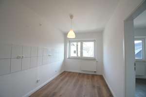 1068 - Erstbezug nach Renovierung! 4-Zimmer-Wohnung mit EBK in Kreyenbrück! – Cloppenburger Straße  92, 26135 Osternburg, Oldenburg (Oldenburg) – Vorschaubild 8