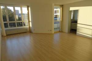Interessenten bitte nochmal melden.............. SONNIGE 2 ZIMMER MIT ZWEI BALKONEN – Stiftsbogen 112, 81375 Neuhadern, München – Vorschaubild 1