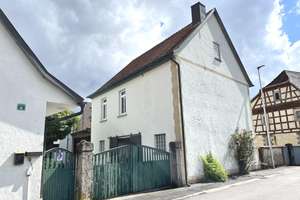 *PREISREDUZIERUNG* Charmanter Landsitz mit Nebengebäuden auf 2750m² großem Grund - perfekt für F – Die vollständige Adresse der Immobilie erhältst du vom Anbieter., 97461 Hofheim in Unterfranken – Vorschaubild 6