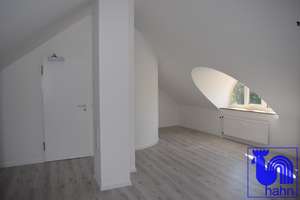 Frisch renovierte, attraktive 4,5-Zi.-Maisonettewohnung in der Reutlinger Innenstadt – Die vollständige Adresse der Immobilie erhältst du vom Anbieter., 72764 Reutlingen-Mitte, Reutlingen – Vorschaubild 12