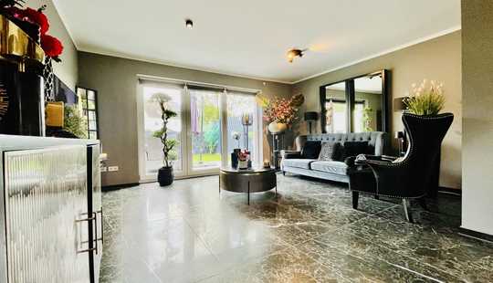 Bild von Reihenendhaus mit Studio, Dachterrasse und zwei PKW-Stellplätzen in naturnaher Lage Riedstadt-Goddel