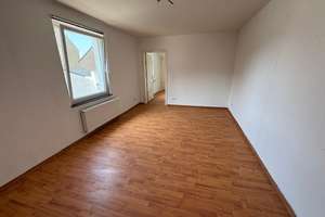 Zwei Häuser auf einem Grundstück mit Hof und großem Garten - mit Ausbau- & Entwicklungspotenzial – Die vollständige Adresse der Immobilie erhältst du vom Anbieter., 52355 Gürzenich, Düren – Vorschaubild 49