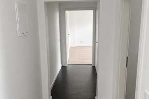 Lichtdurchflutete 3,5-Zimmer-Altbauwohnung mit hochwertiger Einbauküche – Herderstraße 64, 42327 Vohwinkel, Wuppertal – Vorschaubild 8