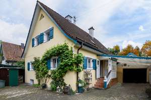 AIGNER - Charmantes Einfamilienhaus in zentraler Lage von Weilheim – Die vollständige Adresse der Immobilie erhältst du vom Anbieter., 82362 Weilheim in Oberbayern – Vorschaubild 1