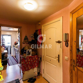 Entdecken Sie diese charmante Wohnung in Colmenarejo, einer der ruhigsten und begehrtesten Gegenden 