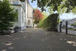 Stilvolle Stadtvilla mit 9 Zimmern zur Kurzzeitvermietung in Hamburg-Wentzel Dr. – Rennbahnstraße 134, 22043 Marienthal, Hamburg – Vorschaubild 38