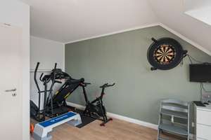 Bremen - Arsten | Modernes 5-Zimmer-Reihenhaus mit Terrasse und Garten in ruhiger Lage – Die vollständige Adresse der Immobilie erhältst du vom Anbieter., 28279 Arsten, Bremen – Vorschaubild 17