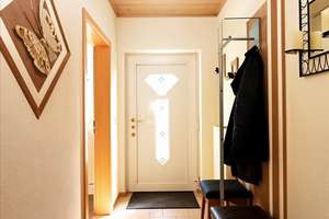 Einziehen und wohlfühlen! DHH mit mediterranem Flair in einem Top Zustand in Randlage von Marklkofen – Die vollständige Adresse der Immobilie erhältst du vom Anbieter., 84163 Marklkofen – Vorschaubild 18