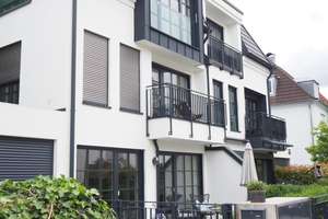 Wohnen mit Charakter: Townhouse mit Garten in Sendling-Westpark – Die vollständige Adresse der Immobilie erhältst du vom Anbieter., 81373 Mittersendling, München – Vorschaubild 2