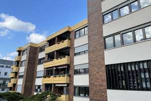 Gepflegte 3 ZKB Wohnung mit Loggia in zentraler Lage von Kassel - Bad Wilhelmshöhe!