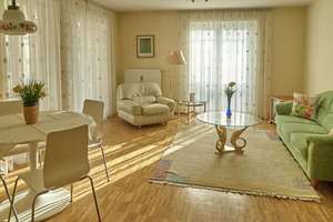 Lichtdurchflutete 3 Zimmerwohnung mit großem Balkon in gehobener Wohnlage in Striesen – Kyffhäuserstr 13, 1309 Striesen-West, Dresden – Vorschaubild 4