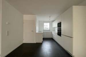 Neuwertiges Reihenmittelhaus in Wiesbaden-Erbenheim – Die vollständige Adresse der Immobilie erhältst du vom Anbieter., 65205 Erbenheim, Wiesbaden – Vorschaubild 7
