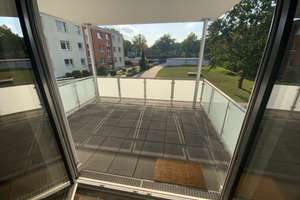 Neuwertige Wohnung mit 3,5 Zimmern sowie Balkon und Einbauküche in einem KFW-55 Haus – Grambker Heerstraße 129, 28719 Burg-Grambke, Bremen – Vorschaubild 4