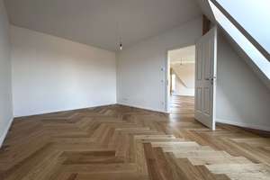 Provisionsfrei...SCHÖNE, SEHR HELLE DACHGESCHOSS-WHG. M. 2 x TERRASSEN WEITBLICK, LIFT-BARRIEREFREI – John-Schehr Str. 4, 10405 Prenzlauer Berg, Berlin – Vorschaubild 14
