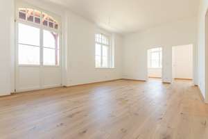Großzügige Familienwohnung in bester Lage | Balkon | 2 Bäder | Fußbodenheizung | Aufzug | Stellplatz – Georg-Lehmann-Bogen 9, 4289 Meusdorf, Leipzig – Vorschaubild 3