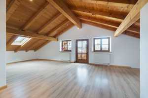 Willkommen daheim! Großzügiges Bauernhaus in Ortsrandlage – München (Kreis) – Vorschaubild 11
