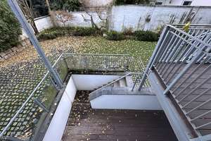 Exklusive 5-Zimmerwohnung auf zwei Etagen mit Garten und zwei Stellplätzen i.Oberkassel. – Schwalmstr. 3, 40547 Oberkassel, Düsseldorf – Vorschaubild 12