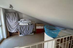 Charmante 3-Zimmer-Maisonettewohnung mit besonderem Wohngefühl in Erlangen-Büchenbach – Die vollständige Adresse der Immobilie erhältst du vom Anbieter., 91056 Büchenbach West, Erlangen – Vorschaubild 10