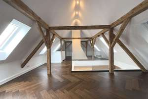 Luxuriöses Wohnen auf zwei Ebenen – Design-Maisonette im Altbaujuwel – Holbeinstraße 17, 81679 Altbogenhausen, München – Vorschaubild 14