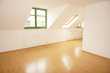 Moderne 1-Zi.-Whg. im Dachgeschoss / ab 1.7.21