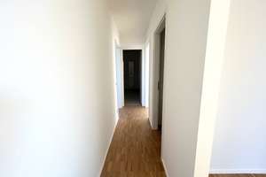 Schöner Wohnen im Neubau mit Dachterrasse, hellem Wohnbereich, Einbauküche, 2 Bäder, Abstellraum – Biklenstraße 10, 70327 Untertürkheim (Ortsteil), Stuttgart – Vorschaubild 16