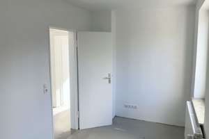 + 3 Zimmer mit Balkon + – Breslauer Str. 10, 38122 Broitzem, Braunschweig – Vorschaubild 11