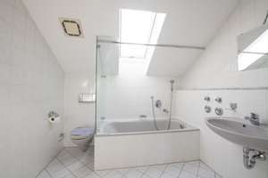 Licht,Raum und Charme unterm Dach! – Die vollständige Adresse der Immobilie erhältst du vom Anbieter., 81476 Forstenried, München – Vorschaubild 34