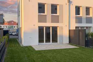 Viel Platz für die Familie: Neubauhaus mit Garten & Homeoffice-Option – Clever Landstraße 56c, 23611 Bad Schwartau – Vorschaubild 1