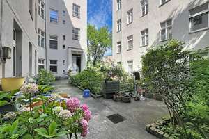 *4-Zimmer-Altbauwohnung mit Balkon, Stuck, Parkett und Einbauküche* – Knesebeckstr. 4, 10623 Charlottenburg, Berlin – Vorschaubild 40