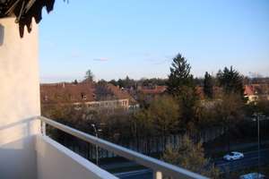Frisch renovierte 2-Zimmer-Wohnung mit Panoramablick & Südbalkon – Schöpfstraße 33, 90480 Gleißhammer, Nürnberg – Vorschaubild 7