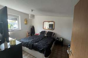 Ruhiges Reihenmittelhaus mit Garten für den grünen Daumen im Herzen von Köln-Heimersdorf – 50767 Heimersdorf, Köln – Vorschaubild 11