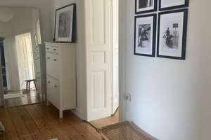 3ZKB, Altbau, Holzböden