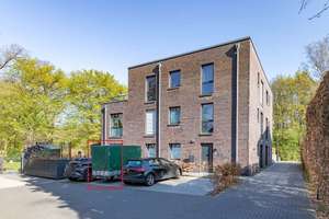 Traumhafte Erdgeschosswohnung in ruhiger Villenlage mit Gartenanteil – Die vollständige Adresse der Immobilie erhältst du vom Anbieter., 22359 Volksdorf, Hamburg – Vorschaubild 12
