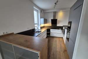 Exklusive 4,5 Zimmer-Wohnung (125 m²) mit Balkon, Stauraum & Panoramablick in Nagold-Lemberg – Uhlandstraße 17, 72202 Nagold – Vorschaubild 8