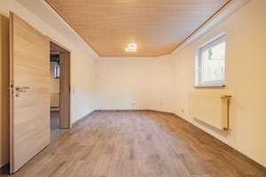 Exklusives Wohnerlebnis in Breisach mit Pool, Kamin, Solar & viel Komfort – Die vollständige Adresse der Immobilie erhältst du vom Anbieter., 79206 Breisach am Rhein – Vorschaubild 23