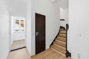Bezugsfreie Altbau-Maisonette mit großer Terrasse und Stadtvilla-Charme – Die vollständige Adresse der Immobilie erhältst du vom Anbieter., 12207 Lichterfelde, Berlin – Vorschaubild 5