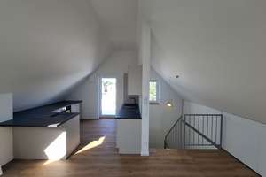 Wohnen mit Charakter: Moderne 2-Zimmer-Dachgeschosswohnung – Unter den Golläckern 36, 64295 Darmstadt-West, Darmstadt – Vorschaubild 5