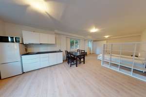 Vielseitiges Haus am Georgenberg – Kapitalanlage mit Co-Living WG oder als Eigenheim – Vochezenholzstraße 28, 72762 Reutlingen-Mitte, Reutlingen – Vorschaubild 14