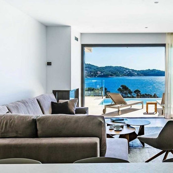 Luxuriöses Haus mit privater Terrasse in einzigartiger Naturlandschaft · Costa Brava