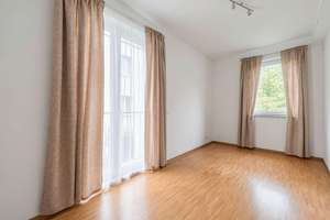 Eine Seltenheit am Engelbecken – Neuwertiges Townhouse, ruhig gelegen und von Natur umgeben – 10179 Mitte (Ortsteil), Berlin – Vorschaubild 9