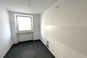 Schöne 2-Zimmer Wohnung mit Balkon in Regensburg – 93049 Westenviertel, Regensburg – Vorschaubild 5