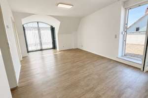 Helle 2-Zimmer-Wohnung mit großer Dachterrasse & Einbauküche in Flörsheim – 65439 Flörsheim am Main – Vorschaubild 2
