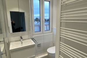 Super schöne 3-ZW,  Penthouse mit Skylineblick, moderne  Einbauküche, umlaufender Balkon – 65936 Sossenheim, Frankfurt am Main – Vorschaubild 13
