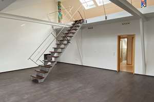 Helles Apartement zum Wohlfühlen mit Galerie , zentrumsnah