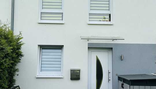 Bild von *SOFORT VERFÜGBAR* Modernes Reihenmittelhaus in familienfreundlichem Wohngebiet