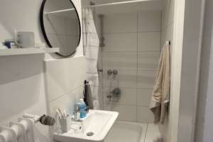 Balkon + Garten: Möblierte und ruhige 1 Zimmer-Wohnung in der Innenstadt – Steinstraße 25, 50676 Altstadt/Süd, Köln – Vorschaubild 7